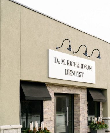 dr-mark-richardson-dental-big-4